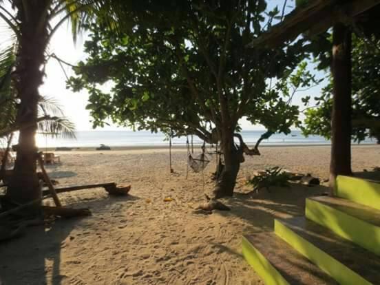 Lae Tawan Bungalow Ko Chang Bagian luar foto